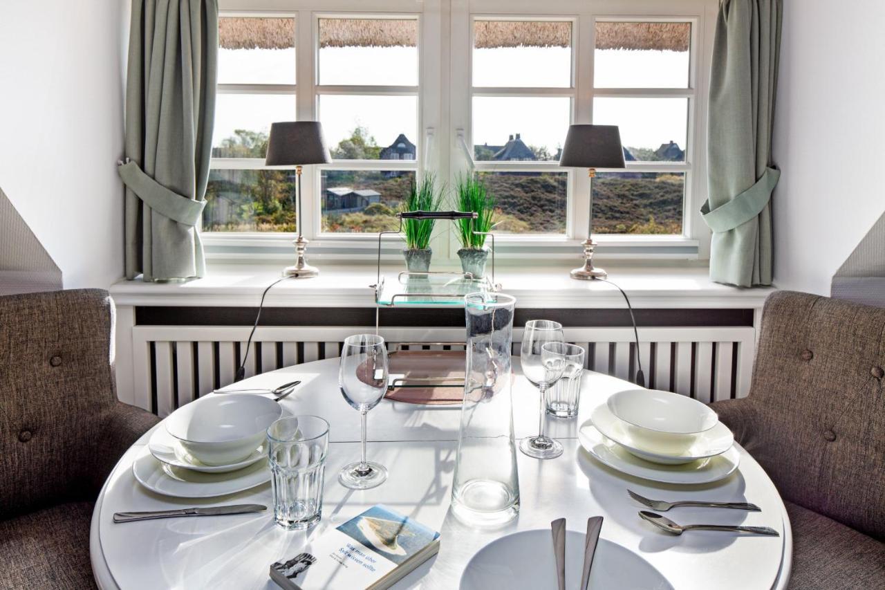 Southend Apartment List Bagian luar foto
